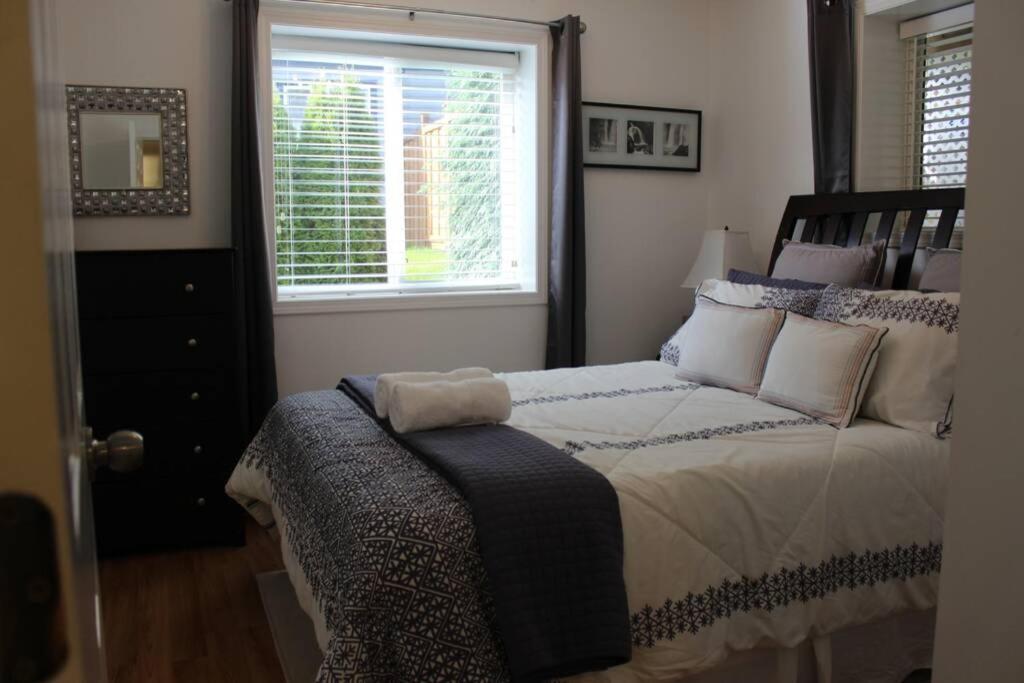 Memory Lane Guest Suite Sooke Exterior photo